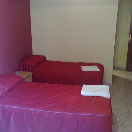 Pension El Cesar Caceres Room photo